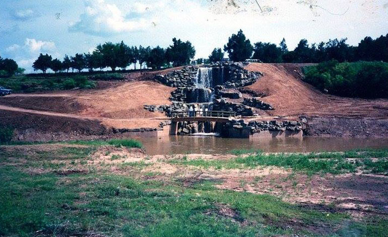 Falls Facts – History of “The Falls”
